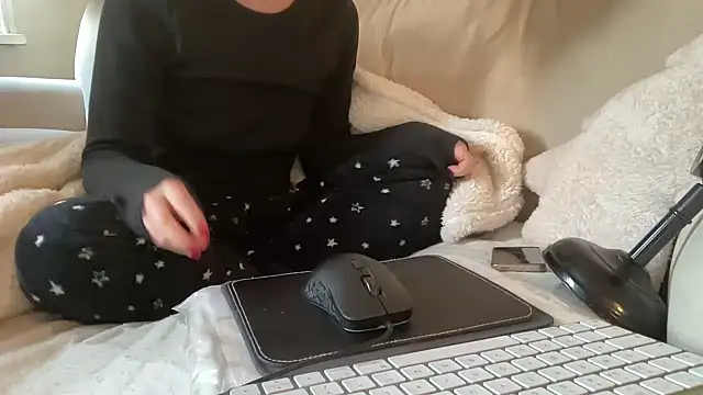 ijustturned18today online show from 12.20.25