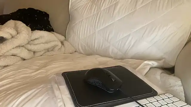 ijustturned18today online show from 01.14.26