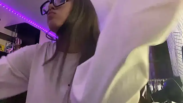 Ronnni Schmidt online show from 12.18.25