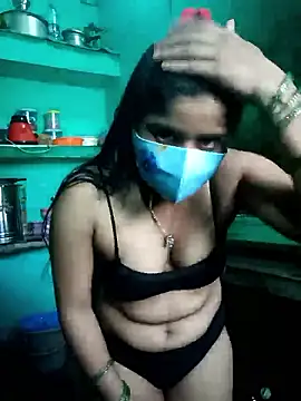 Snapshot of Cuple_masti72 chatting on 04.27.26 Cuple masti72 online show from 04.27.26