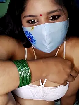 Snapshot of Cuple_masti72 chatting on 04.29.26 Cuple masti72 online show from 04.29.26
