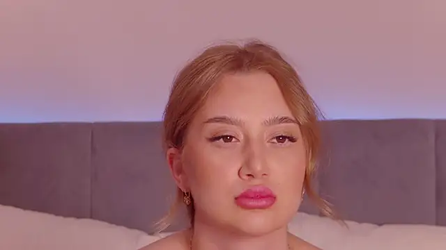 LucieBliss online show from 03.15.26