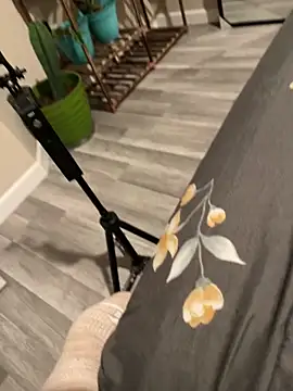 kissmyarch online show from 12.16.25