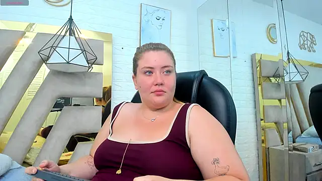 Snapshot of rousse_millers chatting on 03.12.26 rousse millers online show from 03.12.26