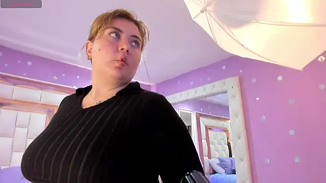 Snapshot of rousse_millers chatting on 03.25.26 rousse millers online show from 03.25.26