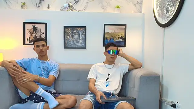 YOUNG GUYS1 online show from 12.23.25