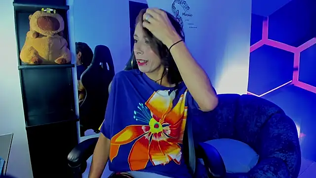 Snapshot of Maya_Storm_ chatting on 05.23.26 Maya Storm online show from 05.23.26