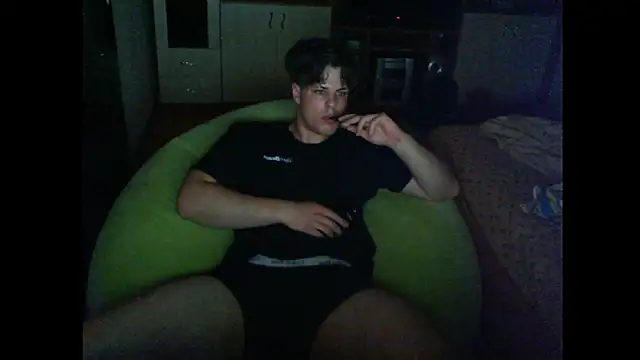 Snapshot of GymGuy0505 chatting on 05.31.26 GymGuy0505 online show from 05.31.26