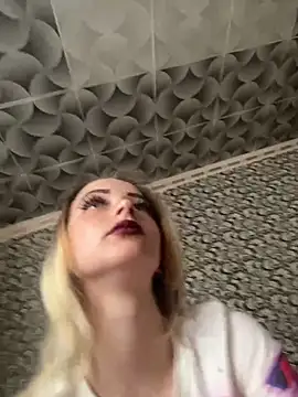 Snapshot of Barbika19 chatting on 04.12.26 Barbika19 online show from 04.12.26