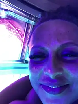 Snapshot of Welsh_Maya221x chatting on 01.11.26 Welsh Maya221x online show from 01.11.26