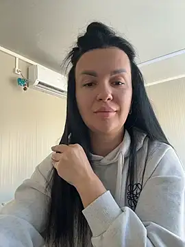 Snapshot of MeganBlueq chatting on 01.12.26 MeganBlueq online show from 01.12.26