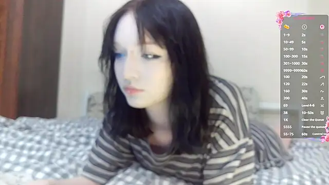 Shine Luna online show from 01.05.26