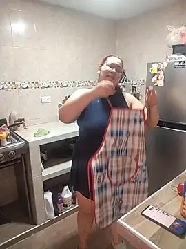 Snapshot of sharon_G chatting on 12.21.25 sharon G online show from 12.21.25