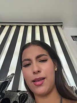 Valeria-escobar online show from 04.14.26