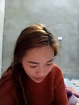 Snapshot of little-effy chatting on 01.14.26 little-effy online show from 01.14.26