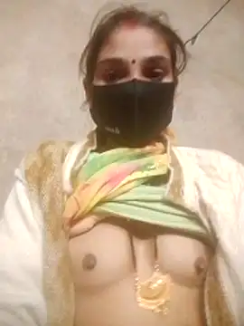 Snapshot of Laxmi9090 chatting on 02.05.26 Laxmi9090 online show from 02.05.26