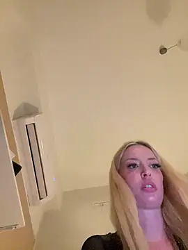Snapshot of Katharina_Wagner chatting on 07.02.26 Katharina Wagner online show from 07.02.26