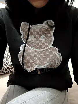 Snapshot of tenifer chatting on 01.14.26 tenifer online show from 01.14.26