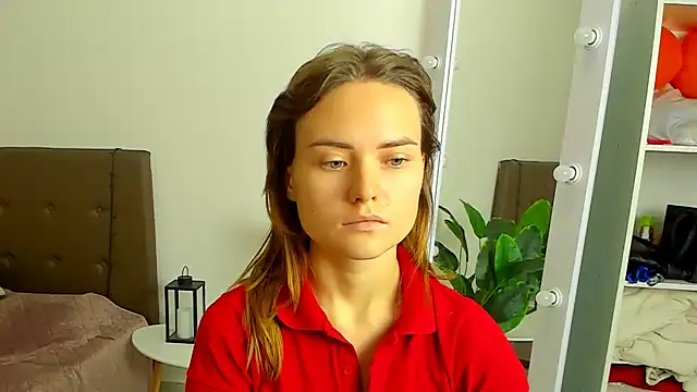 Snapshot of Jessy_lil chatting on 12.23.25 Jessy lil online show from 12.23.25