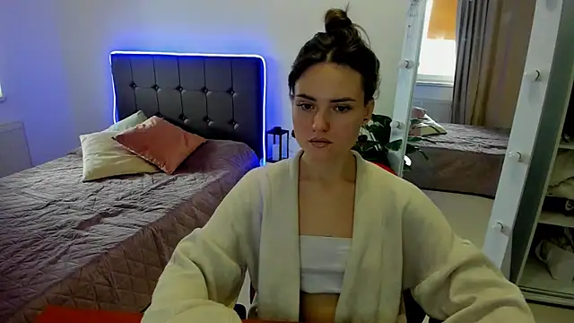 Snapshot of Jessy_lil chatting on 01.11.26 Jessy lil online show from 01.11.26