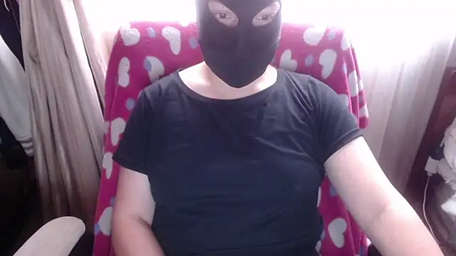 Snapshot of 666maskgirl chatting on 03.16.26 666maskgirl online show from 03.16.26