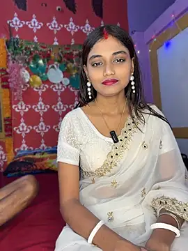 Snapshot of Sweet-priyaa chatting on 05.22.26 Sweet-priyaa online show from 05.22.26
