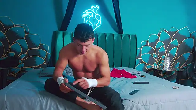 MagnusKnight  online show from 01.08.26