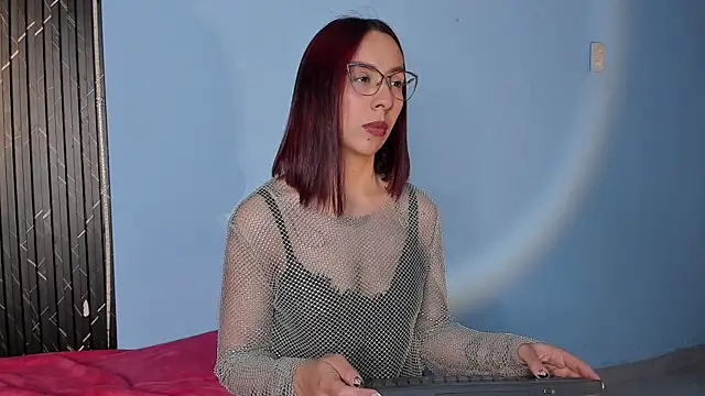 Snapshot of Moolly_Evanz chatting on 04.29.26 Moolly Evanz online show from 04.29.26