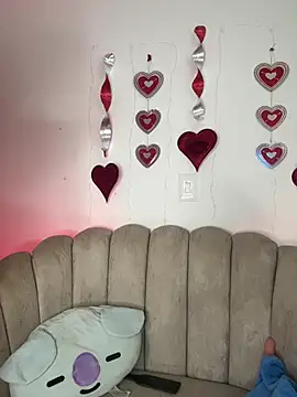 Tamaraserra online show from 04.08.26