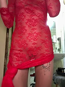 Snapshot of dein_traumchen chatting on 02.12.26 dein traumchen online show from 02.12.26