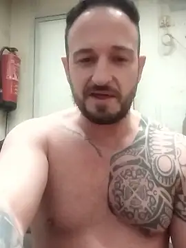 Snapshot of Tonybp84 chatting on 01.15.26 Tonybp84 online show from 01.15.26