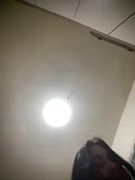 pudizinhaa  online show from 12.17.25