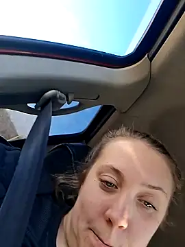 Snapshot of dixielover1229 chatting on 01.18.26 dixielover1229 online show from 01.18.26