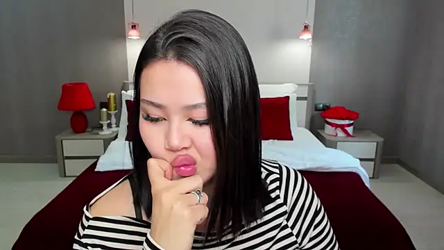 Brunette Charm online show from 04.14.26