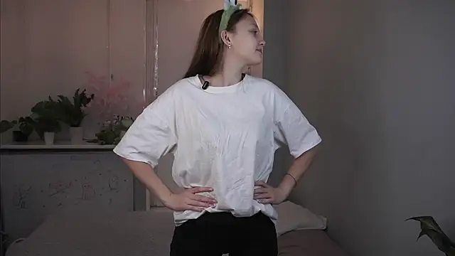 ChelseyTodora online show from 12.18.25