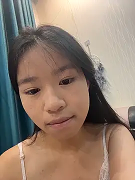 Snapshot of Kawaii-P chatting on 06.18.26 Kawaii-P online show from 06.18.26