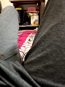 Snapshot of loki-king-143 chatting on 04.01.26 loki-king-143 online show from 04.01.26