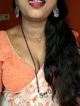 Snapshot of Rachu_love chatting on 06.23.26 Rachu love online show from 06.23.26