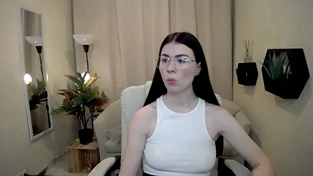 Snapshot of MilaSecret55 chatting on 01.18.26 MilaSecret55 online show from 01.18.26