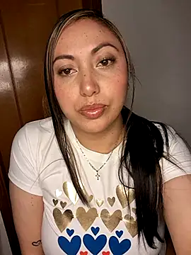 Snapshot of LizzCarter_ chatting on 06.28.26 LizzCarter online show from 06.28.26