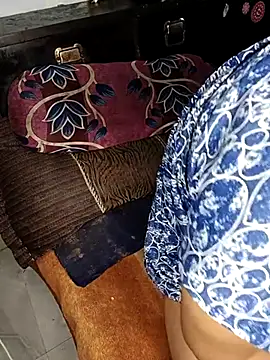 Desi bhabhi299 online show from 12.16.25