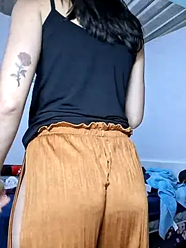 Snapshot of Yelena_77 chatting on 02.15.26 Yelena 77 online show from 02.15.26