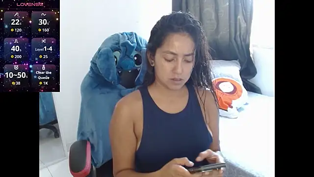 Snapshot of NovahPerotti chatting on 03.19.26 NovahPerotti online show from 03.19.26