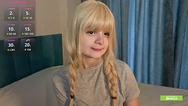 Snapshot of HarleyHeat chatting on 12.17.25 HarleyHeat online show from 12.17.25