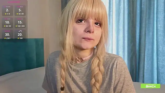 Snapshot of HarleyHeat chatting on 12.18.25 HarleyHeat online show from 12.18.25