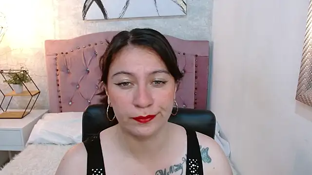 amanda rousee online show from 01.08.26