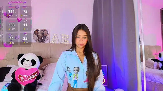 Snapshot of Ana_herrera chatting on 05.18.26 Ana herrera online show from 05.18.26