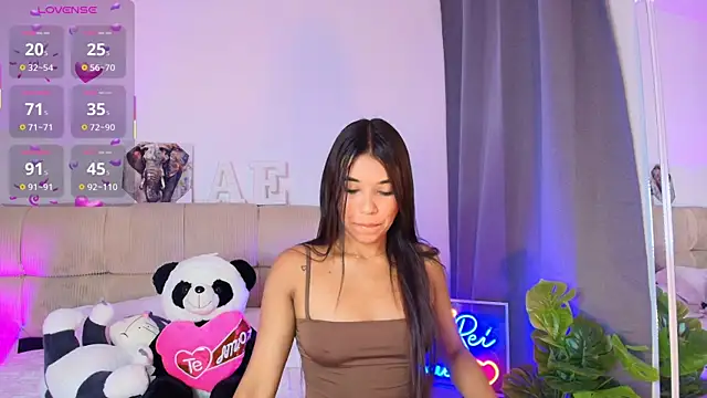 Snapshot of Ana_herrera chatting on 05.27.26 Ana herrera online show from 05.27.26