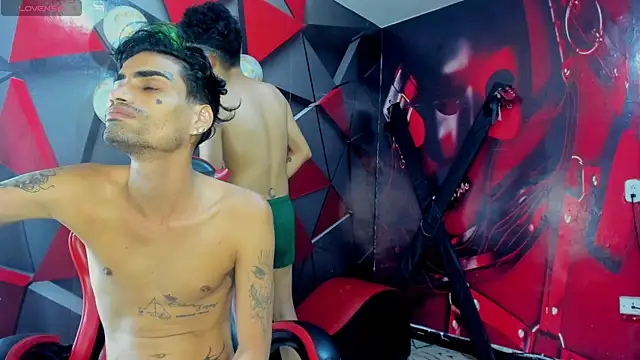 Hot Boys Without Limits online show from 12.14.25