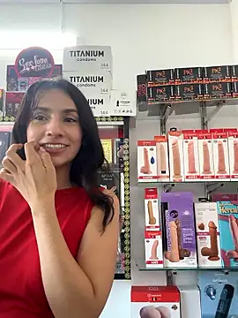 lunaluxury22 online show from 01.13.26